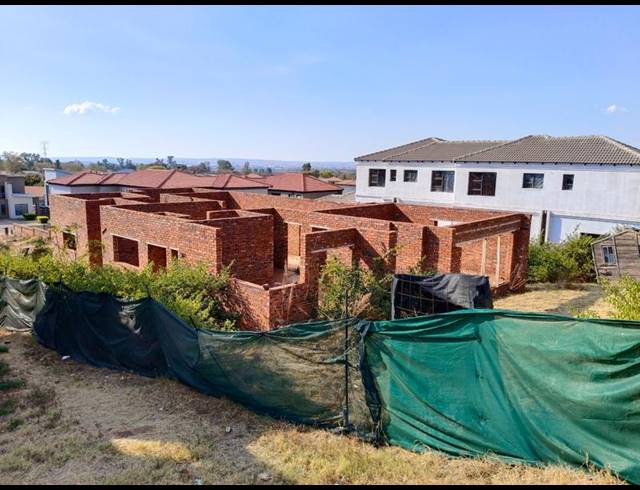 0 BEDROOM HOUSE FOR SALE IN MAGALIESBERG COUNTRY ESTATE